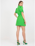 Svetlozelené elegantné koktailové šaty s krátkymi rukávmi