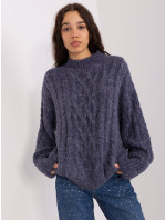 Námořnícky modrý pletený sveter s káblami
